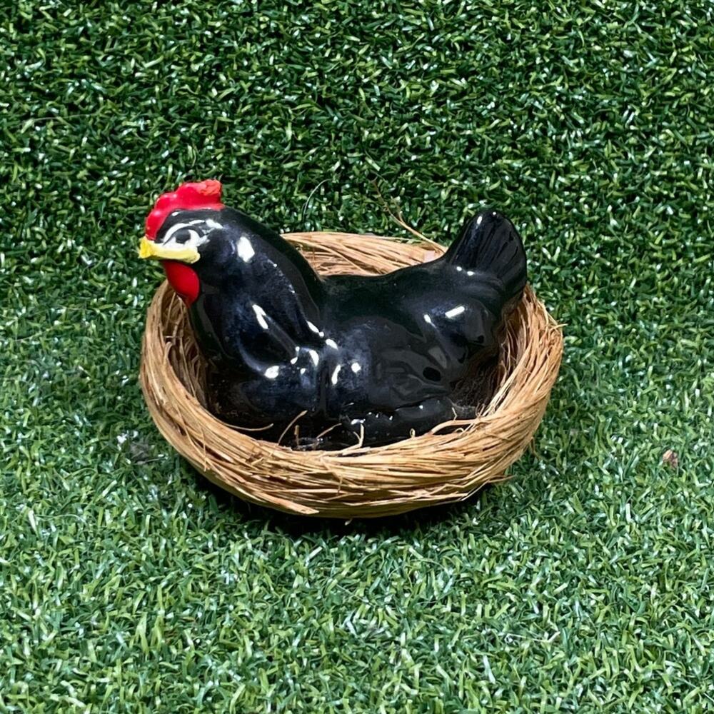 Vintage Glossy Black Ceramic Hen On Nest Miniature Figurine Farmhouse Decor
